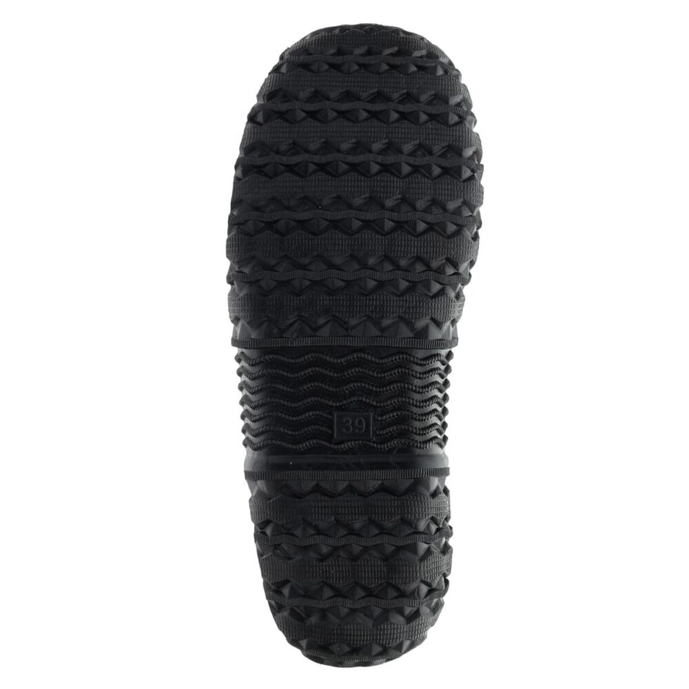 Muds Shoe, Unisex Shoe in Green - Image 5