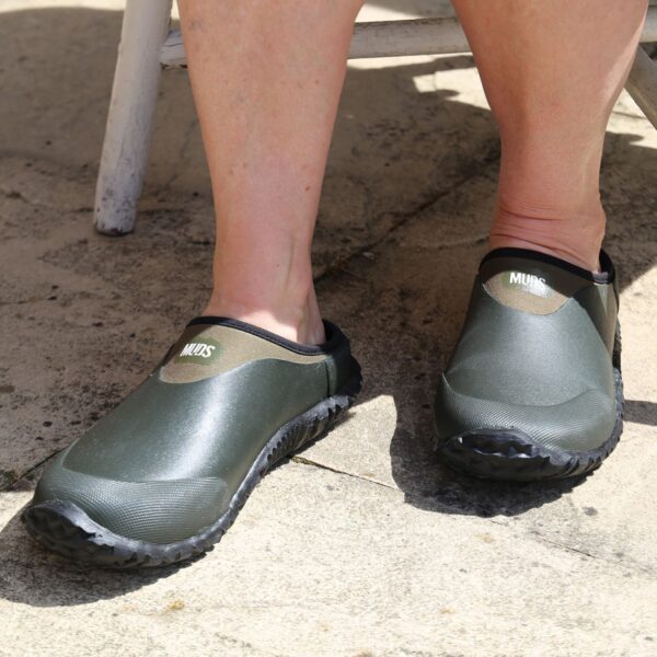 Muds Clog, Unisex Clog in Green - Image 7