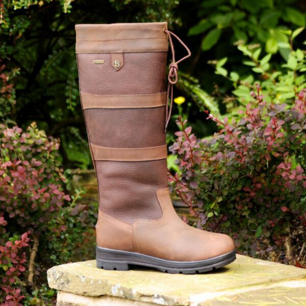 Brogini Pembroke - Standard Calf, Ladies Country Boot in Brown - Image 3