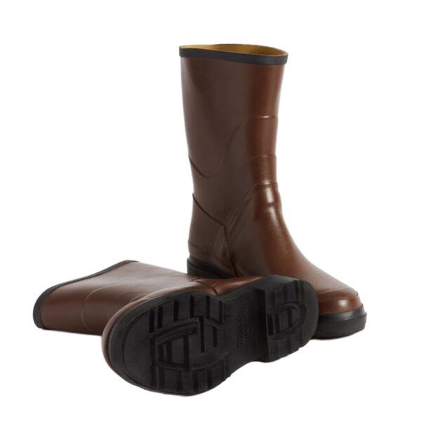 Aigle Bison 2, Mens Short Welly in Brown - Image 3