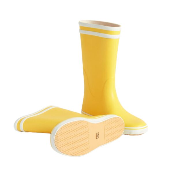 Aigle Malouine, Ladies Short Welly in Yellow - Image 3