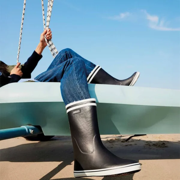 Alternative view of Aigle Malouine Fur, Ladies Short Welly in Marine